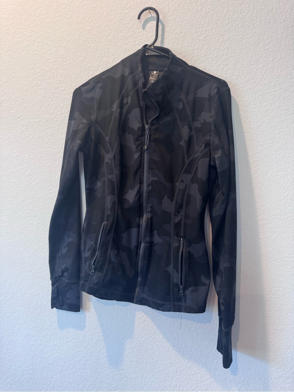 Women’s Black Camo Full‑Zip Jacket